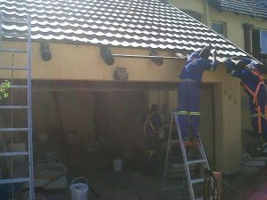 Repairing roof beams